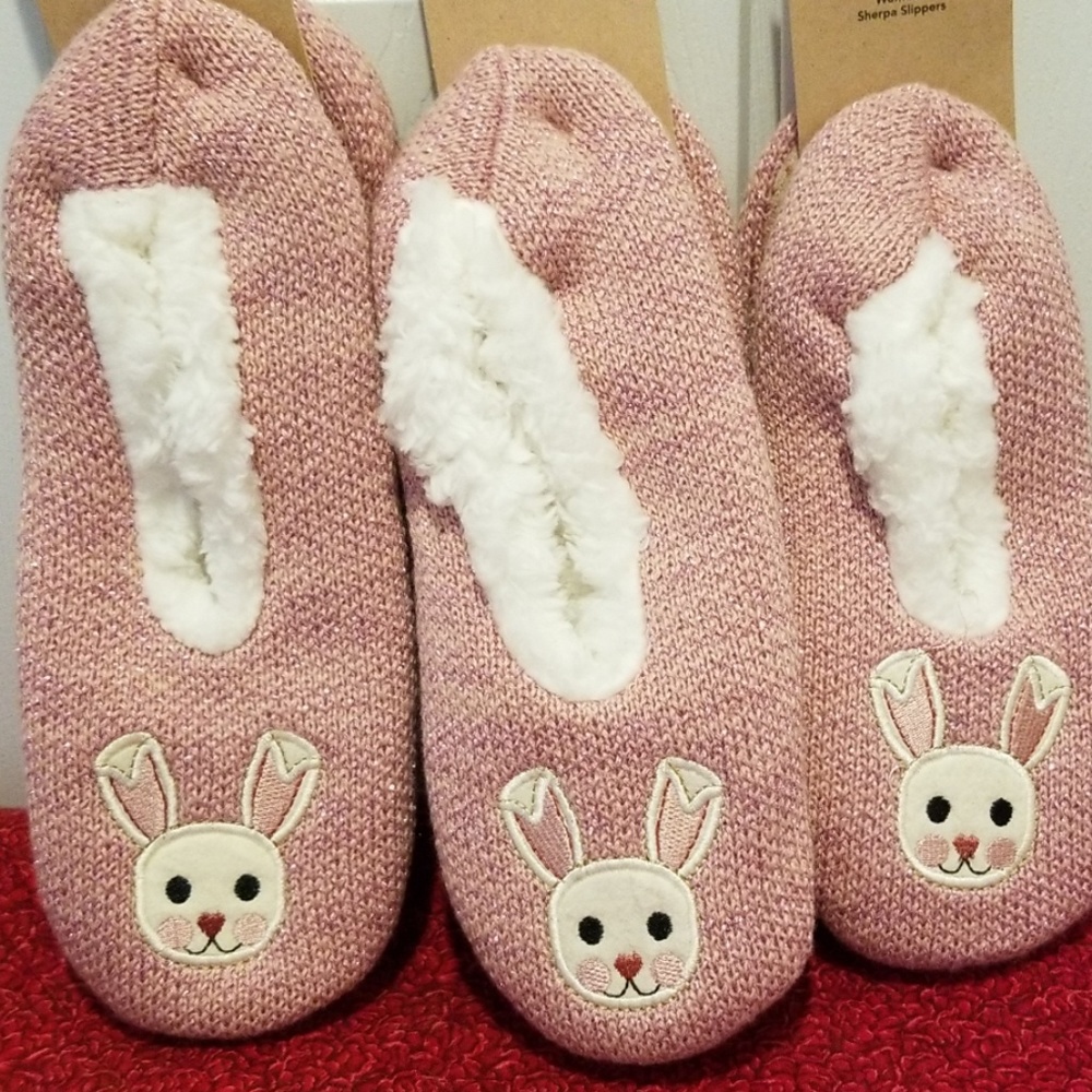 👣K.Bell Designed 💋in Los Angeles Sherpa Slippers